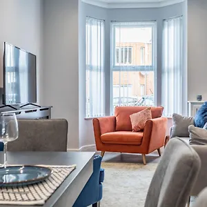 Luxury Edwardian Townhouse In Holiday home